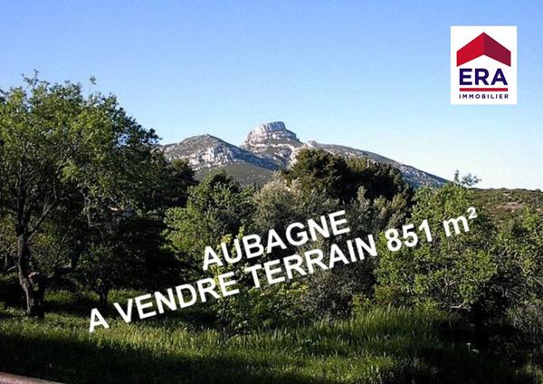 Terrain constructible de 851m² sur Aubage