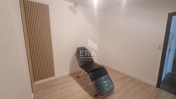 Bureaux à louer à Saint Jean d'Angély - 9,50 m² en rez-de-chaussée