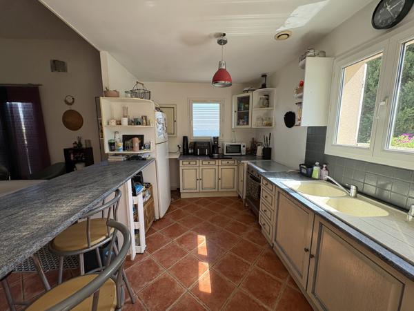 Maison 6 pièce(s) 4 chambre(s) 126 m²