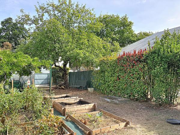 CARQUEFOU "Le Housseau", maison de 134 m², à réhabiliter