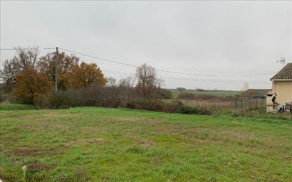 Terrain à vendre |  Saint-Sardos |  801 m²