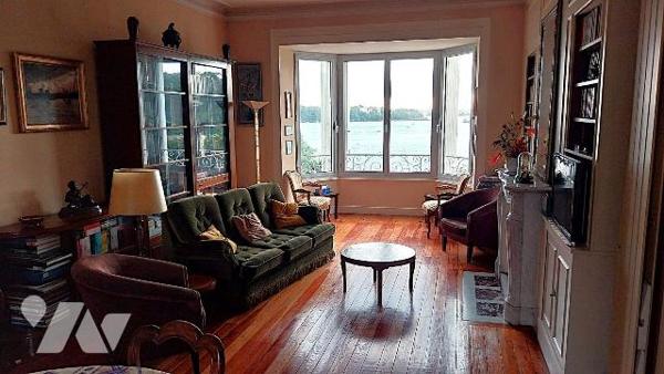 ROSAIS - PROPRIETE VUE MER - Située au c?ur du très recherché quartier du Rosais, cette élégant...