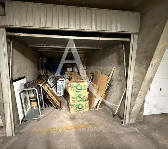 Box fermé dans résidence fermée en sous sol Bas de Chatou