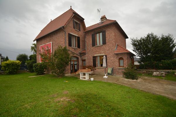 Maison Tergnier 8 pièce(s) 190.2 m2