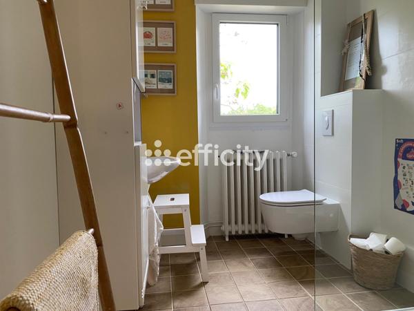 Maison 10 pièces - 208 m²