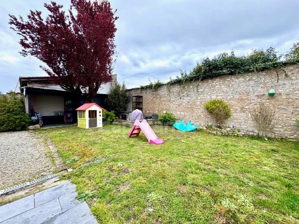 Maison à vendre 9 pièces 220m² AIGREFEUILLE D'AUNIS (17)