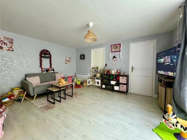Maison à vendre 9 pièces 220m² AIGREFEUILLE D'AUNIS (17)