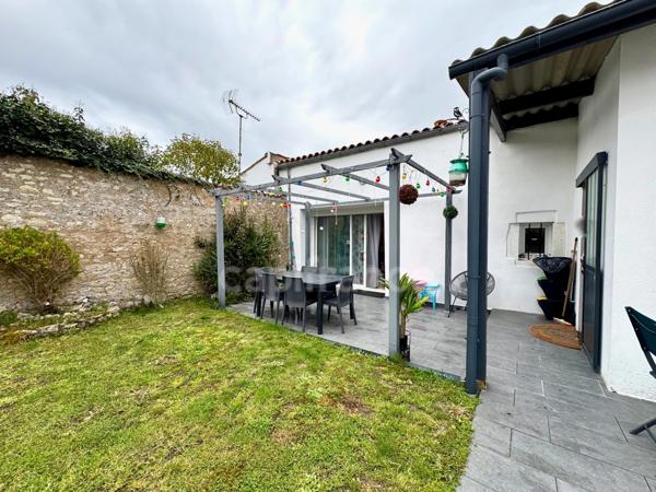 Maison à vendre 9 pièces 220m² AIGREFEUILLE D'AUNIS (17)