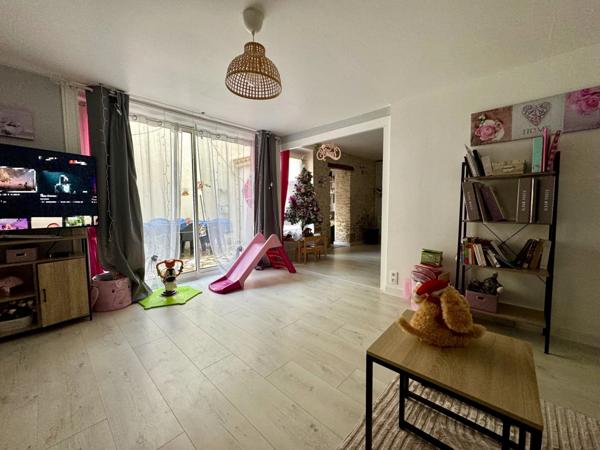 Maison à vendre 9 pièces 220m² AIGREFEUILLE D'AUNIS (17)