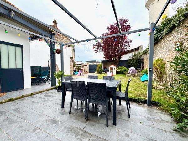 Maison à vendre 9 pièces 220m² AIGREFEUILLE D'AUNIS (17)