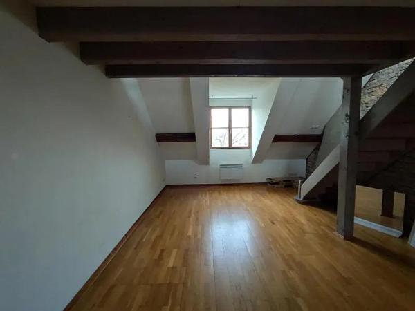 Appartement à louer 2 pièces 30.48m² Besançon (25000)