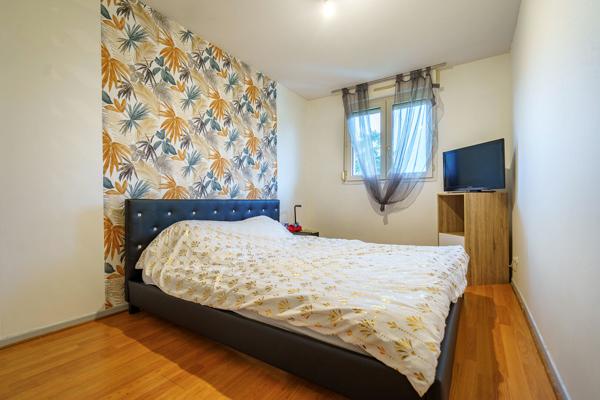 A VENDRE - TOURNEFEUILLE - Appartement T5 avec terrasse, garage, cave et parking