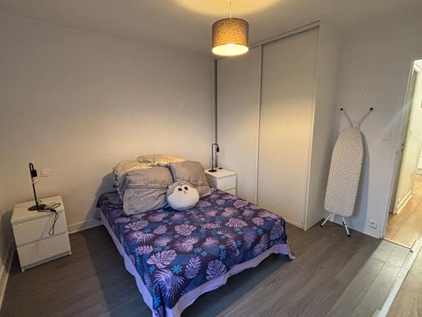 APPARTEMENT T2 MEUBLE -  ROBIEN - Gare - Parking privé