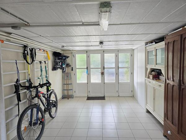 Maison individuelle avec 4 chambres, véranda et magnifique jardin