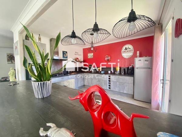 Villa de 170m2 dont un gîte de 40m2 et piscine  sur un terrain de 1860m2