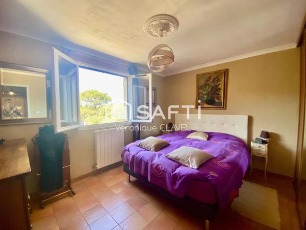 Villa de 170m2 dont un gîte de 40m2 et piscine  sur un terrain de 1860m2