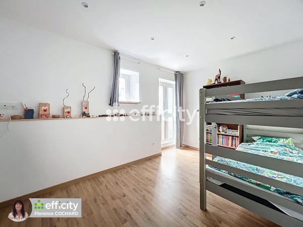 Appartement 4 pièces - 100 m² Exclusivité efficity