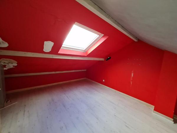Maison 5 pièces 3 chambres 99.01 m²