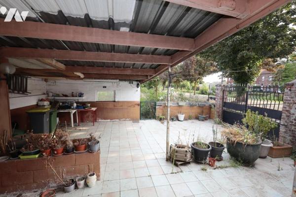 MAISON SEMI MITOYENNE 3 CHAMBRES A RENOVER