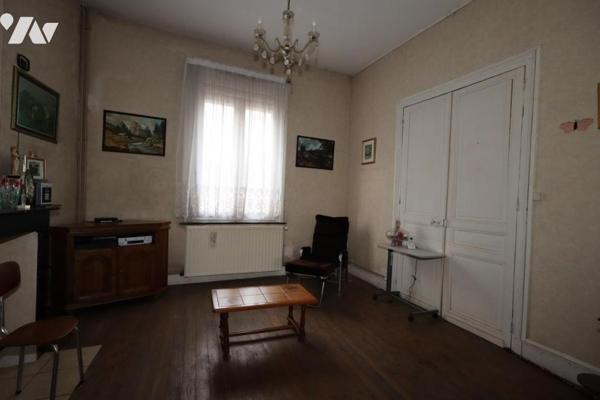 MAISON SEMI MITOYENNE 3 CHAMBRES A RENOVER