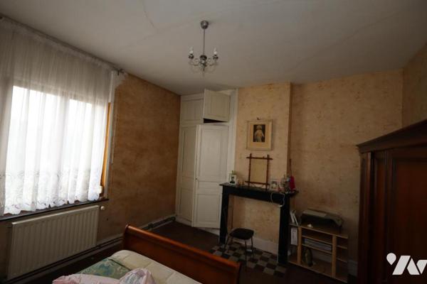 MAISON SEMI MITOYENNE 3 CHAMBRES A RENOVER