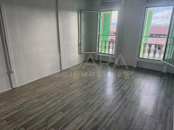 Location Appartement 4 Pièce(s) CAYENNE (97300) 871 €