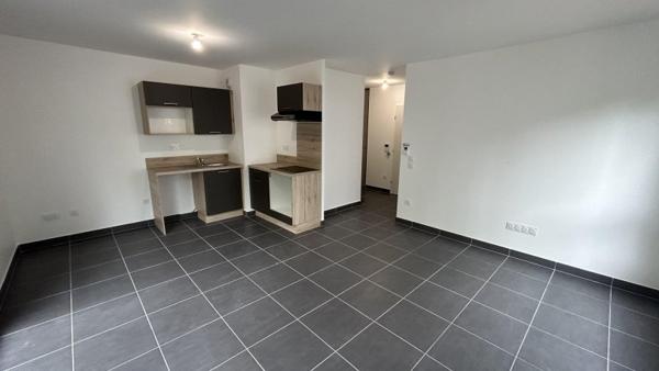 Location / Appartement T2