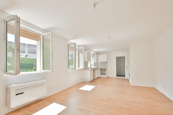 Malakoff  Duplex 3 pièces 56.13 m2 carrez 73.28 m2 au sol