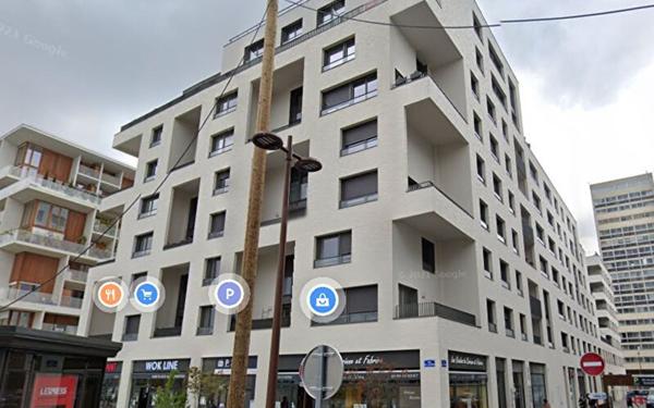 Appartement à louer    3 pièces • 57 m2 Massy