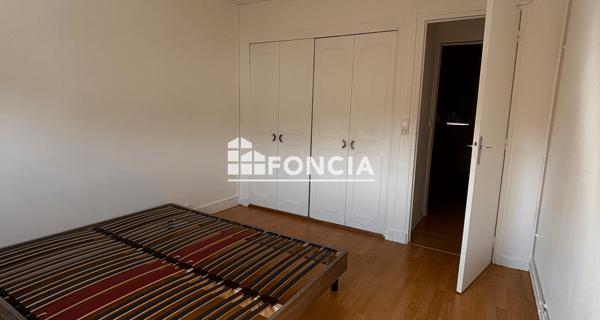 Location Appartement 4 pièces 78.31 m² - Villeneuve-saint-germain 02200