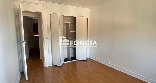 Location Appartement 4 pièces 78.31 m² - Villeneuve-saint-germain 02200