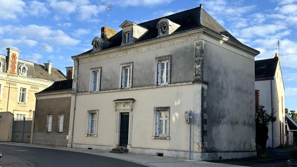 Maison 7 pièces 182 m2 , Challain la potherie