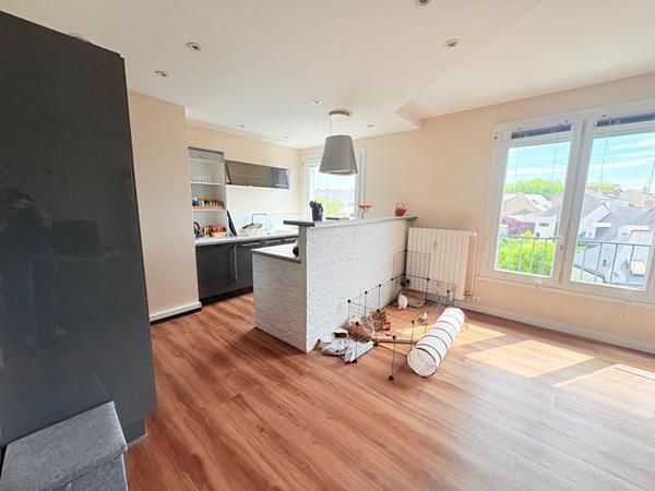 Appartement Angers quartier Jeanne d'Arc avec locataires en place, rentabilité assuré !