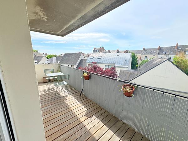 Appartement Angers quartier Jeanne d'Arc avec locataires en place, rentabilité assuré !
