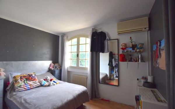 Maison à vendre    6 pièces •  Castelnau-le-Lez