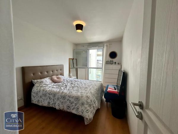 Appartement à louer 2 pièces 45.07m² Tours (37000)