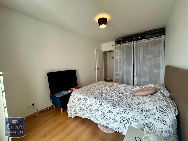 Appartement à louer 2 pièces 45.07m² Tours (37000)