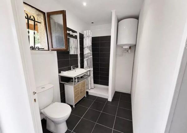 Vente                                                      Appartement
                        
                     2 pièces                      47 m2                     à Prades-le-Lez