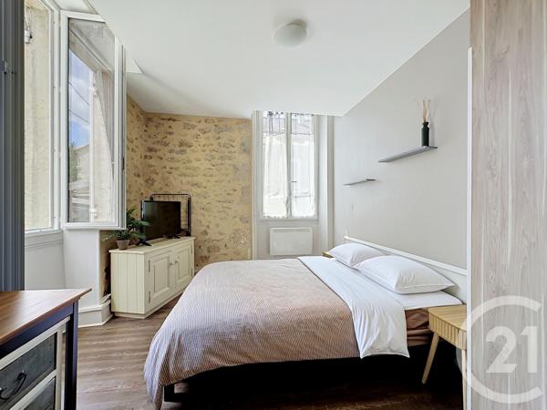 Immeuble à vendre  236 m 2   PERIGUEUX  - 24