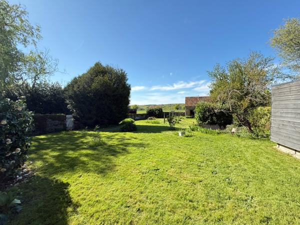 Très belle demeure de 392m² du 17ème siècle, 7 chambres, terrain de 1163m² 548 000 €