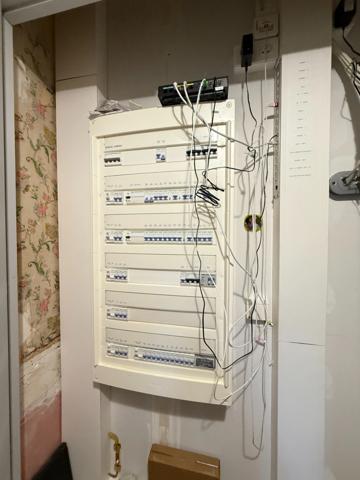 Très belle demeure de 392m² du 17ème siècle, 7 chambres, terrain de 1163m² 548 000 €