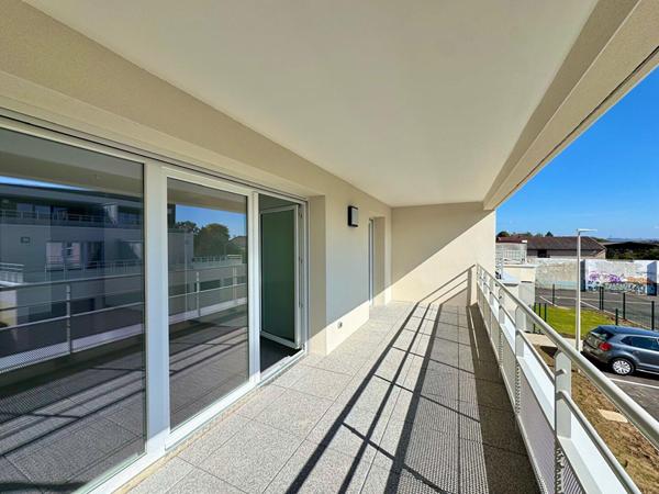 T2 NEUF avec sa terrasse de 15m2, sa cave et son parking privé