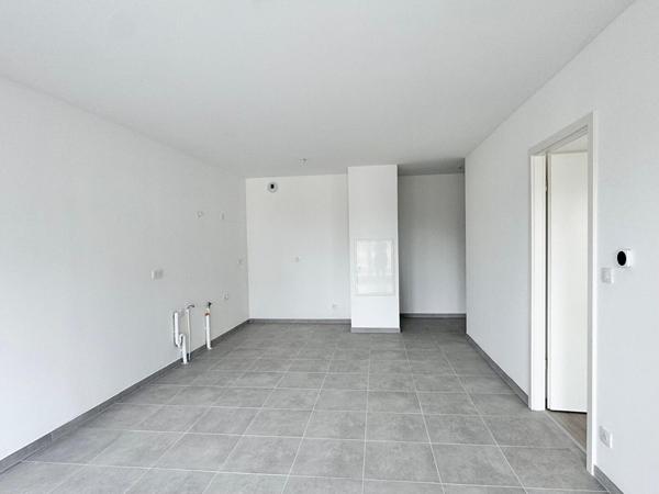 T2 NEUF avec sa terrasse de 15m2, sa cave et son parking privé