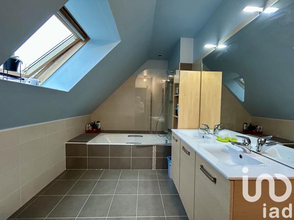 Maison à vendre 6 pièces 170 m² Goudelin