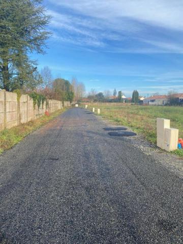 TERRAIN À BÂTIR VIABILISÉ  421 M² - 44680 SAINTE PAZANNE - BUDGET 124 000  HAI