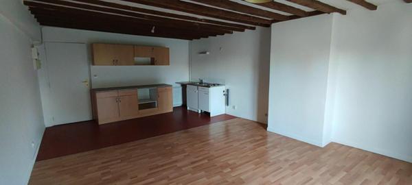 Appartement à louer    2 pièces •  Rouvres