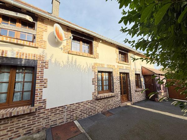 Maison à vendre à Noailles 6 pièces- 4 chambres, 94 m² jardin