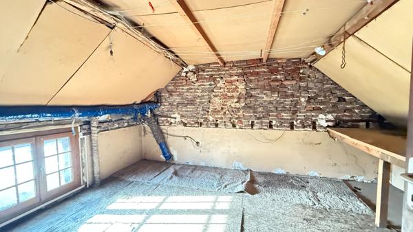 Maison à vendre à Noailles 6 pièces- 4 chambres, 94 m² jardin