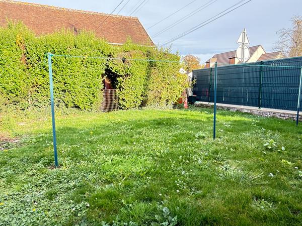 Maison à vendre à Noailles 6 pièces- 4 chambres, 94 m² jardin