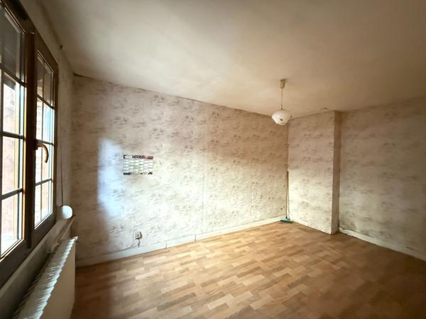 Maison à vendre à Noailles 6 pièces- 4 chambres, 94 m² jardin